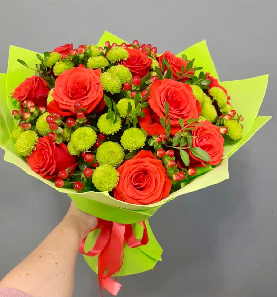 Букет цветов из: Хризантемы и Розы в Оричах