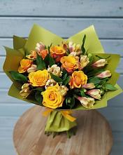 Букет цветов из:  Альстромерии и Розы в Оричах