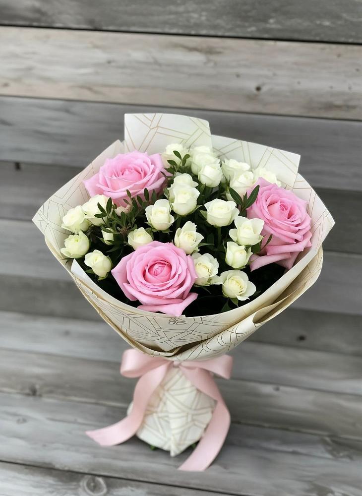 Букет цветов из: Розы в Оричах