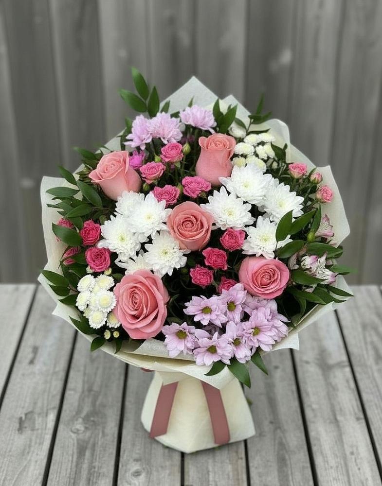 Букет цветов из: Альстромерии, Гвоздики, Розы и Хризантемы в Оричах