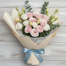 Букет цветов из:  Лизиантусы в Оричах