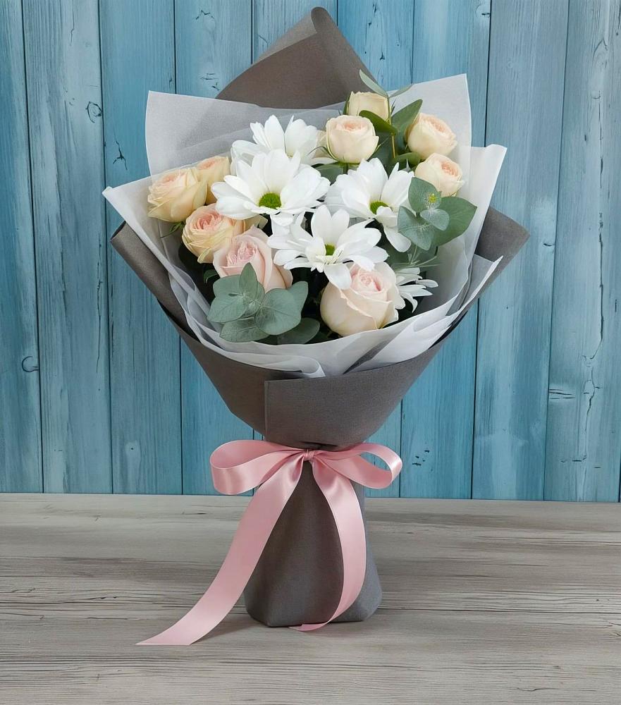 Букет цветов из: Хризантемы и Розы в Оричах