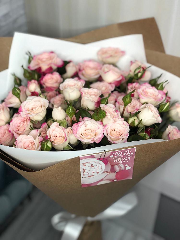 Букет цветов из: Розы в Оричах