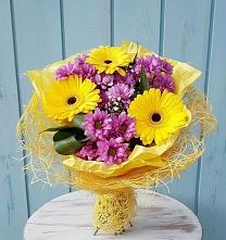 Букет цветов из:  Хризантемы и Герберы в Оричах