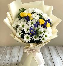 Букет цветов из:  Ирисы, Хризантемы и Розы #REPLACE_PRED# Оричах