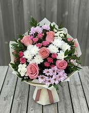 Букет цветов из:  Альстромерии, Гвоздики, Розы и Хризантемы в Оричах