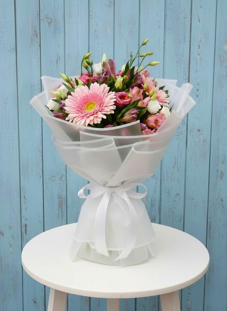 Букет цветов из: Герберы, Альстромерии и Лизиантусы в Оричах