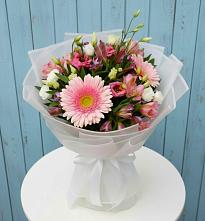 Букет цветов из:  Герберы, Альстромерии и Лизиантусы в Оричах